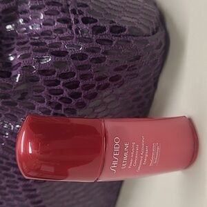 Shiseido Ultimune Power Infusing Concentrate with Cosmetic Pouch